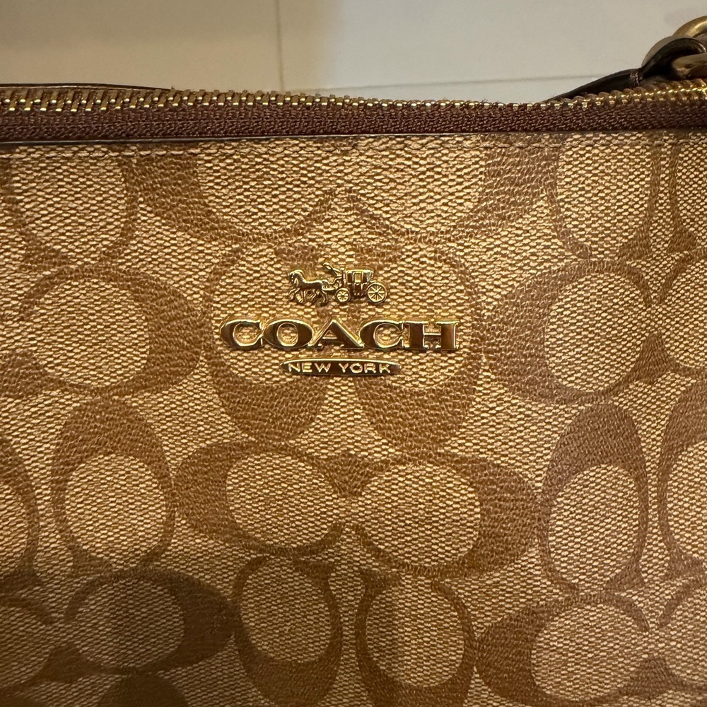 Coach Ava Tote in Signature Canvas – Khaki / Saddle (F58318) - Picture 3 of 11